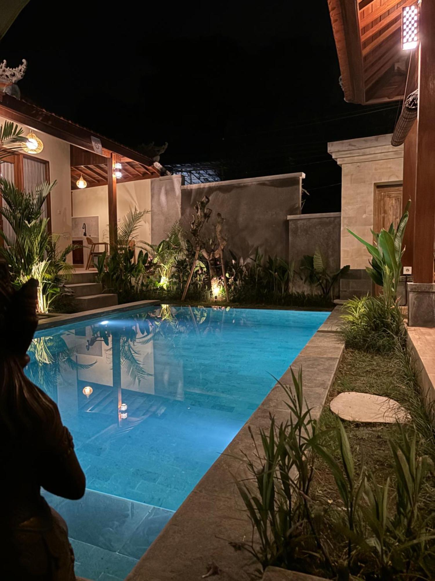 Cempaka Kembar Guest House Ubud Buitenkant foto