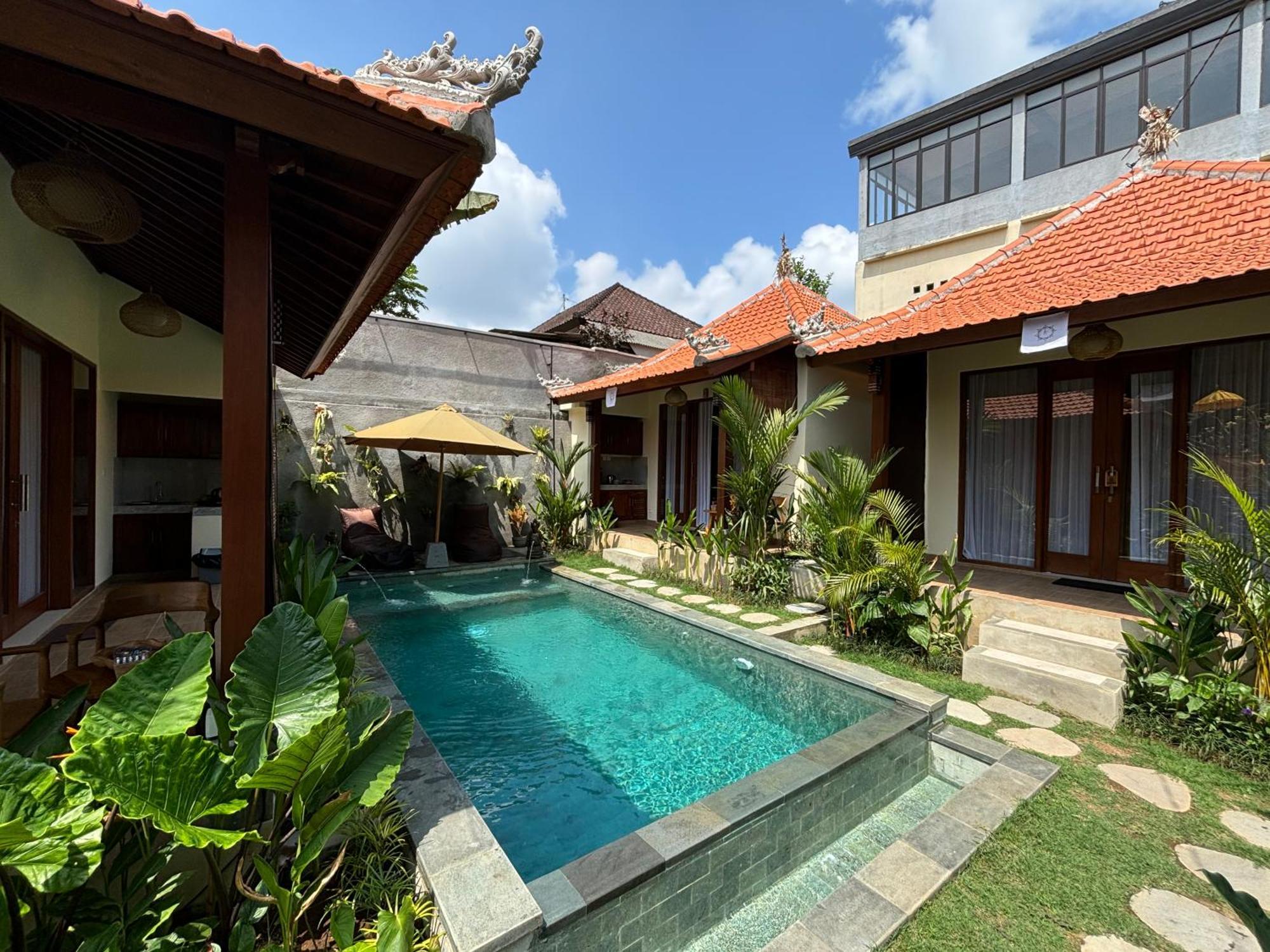 Cempaka Kembar Guest House Ubud Buitenkant foto